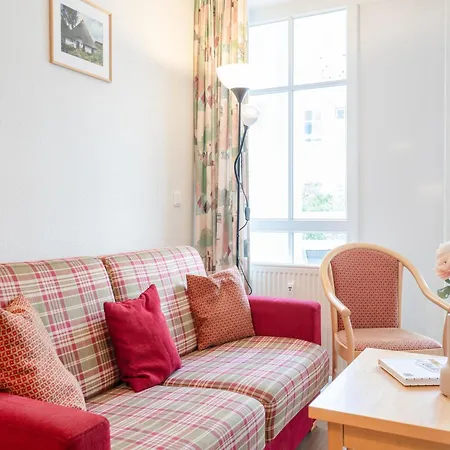 Mit Balkon Ostseenah In Daire
