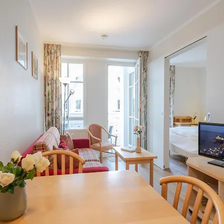 Daire Mit Balkon Ostseenah In *