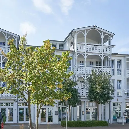 아파트 Mit Balkon Ostseenah In *